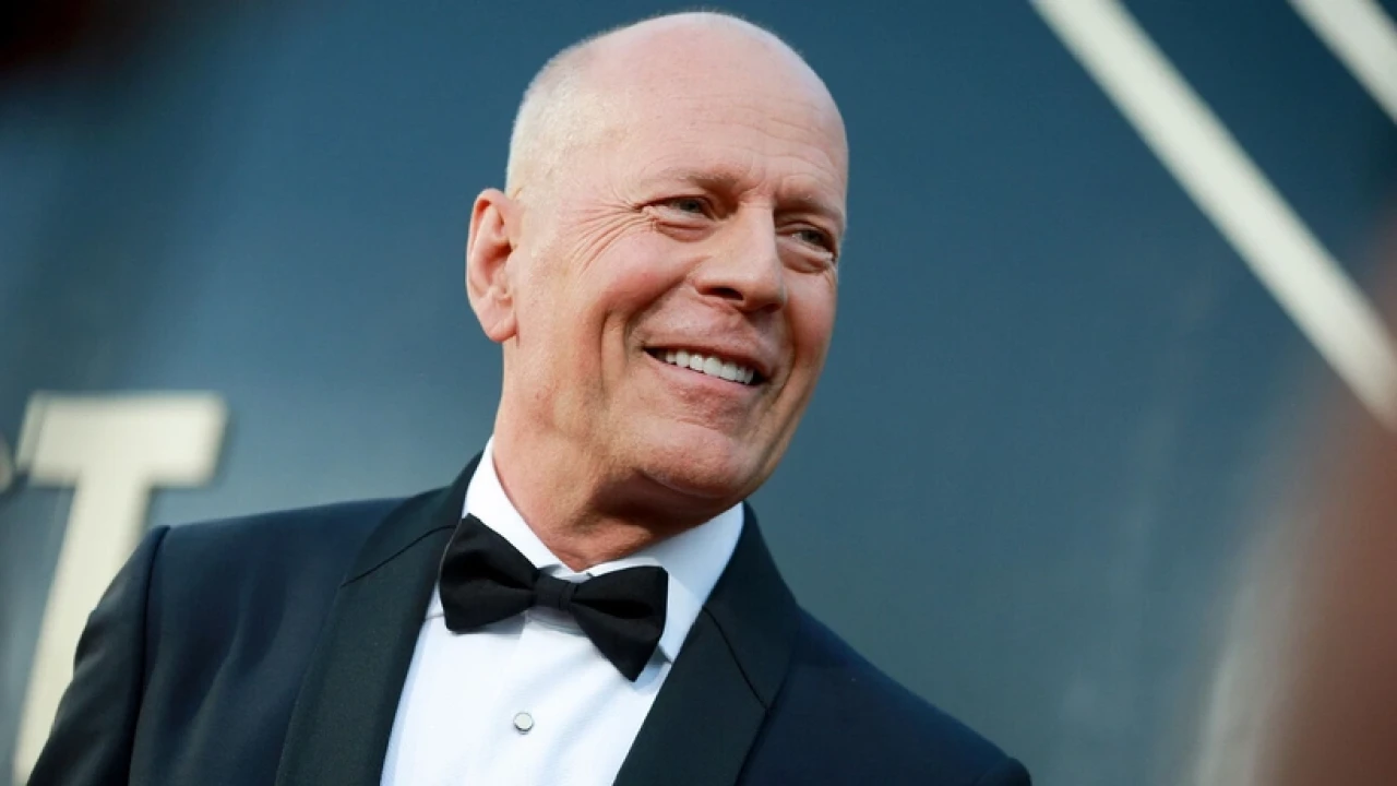 Hollywood’un Sevilen Yıldızı Bruce Willis ve Ailesinin Zorlu Mücadelesi