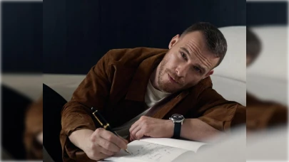 Kerem Bürsin’in yeni saç stili ve dizi projesi sosyal medyayı salladı