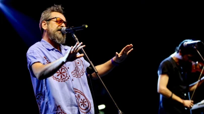 Melankolinin sesi bu akşam Atakent’te: Feridun Düzağaç sahnede