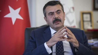 Bakan Tekin, özel sektörde çalışan öğretmenlerle ilgili açıklama yaptı