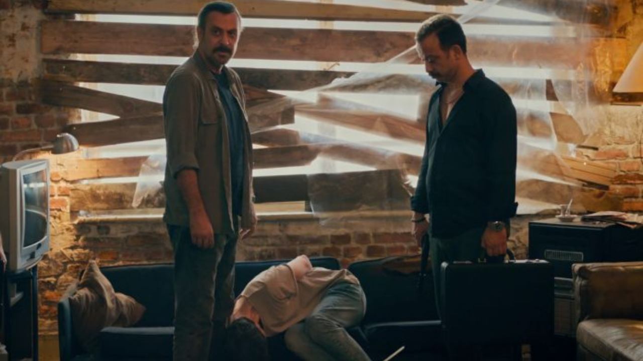 Netflix'in Yeni Filmi "Meraklı Adamın 10 Günü" Resmi Fragmanı Yayınlandı!